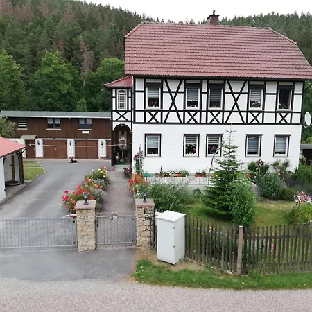 Fewo An Der Klosterruine Paulinzella Mit Kostenfreien Parkplatz Und Wlan Esterno foto