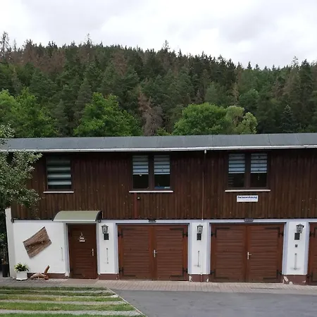 Fewo An Der Klosterruine Paulinzella Mit Kostenfreien Parkplatz Und Wlan Esterno foto