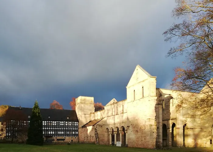 Fewo An Der Klosterruine Paulinzella Mit Kostenfreien Parkplatz Und Wlan