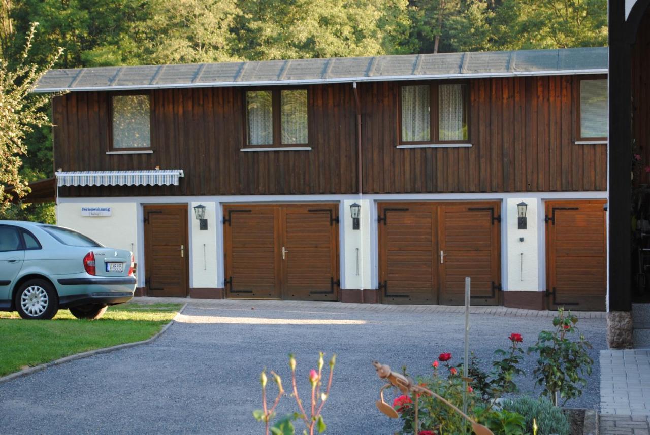 An Der Klosterruine Mit Kostenfreien Parkplatz Und Wlan * Paulinzella
